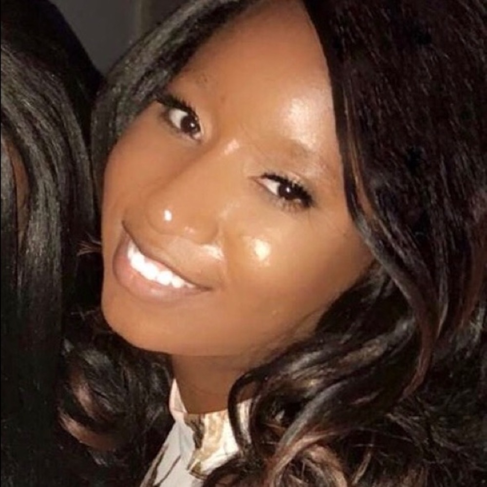 Meet your Posher, Tanisha